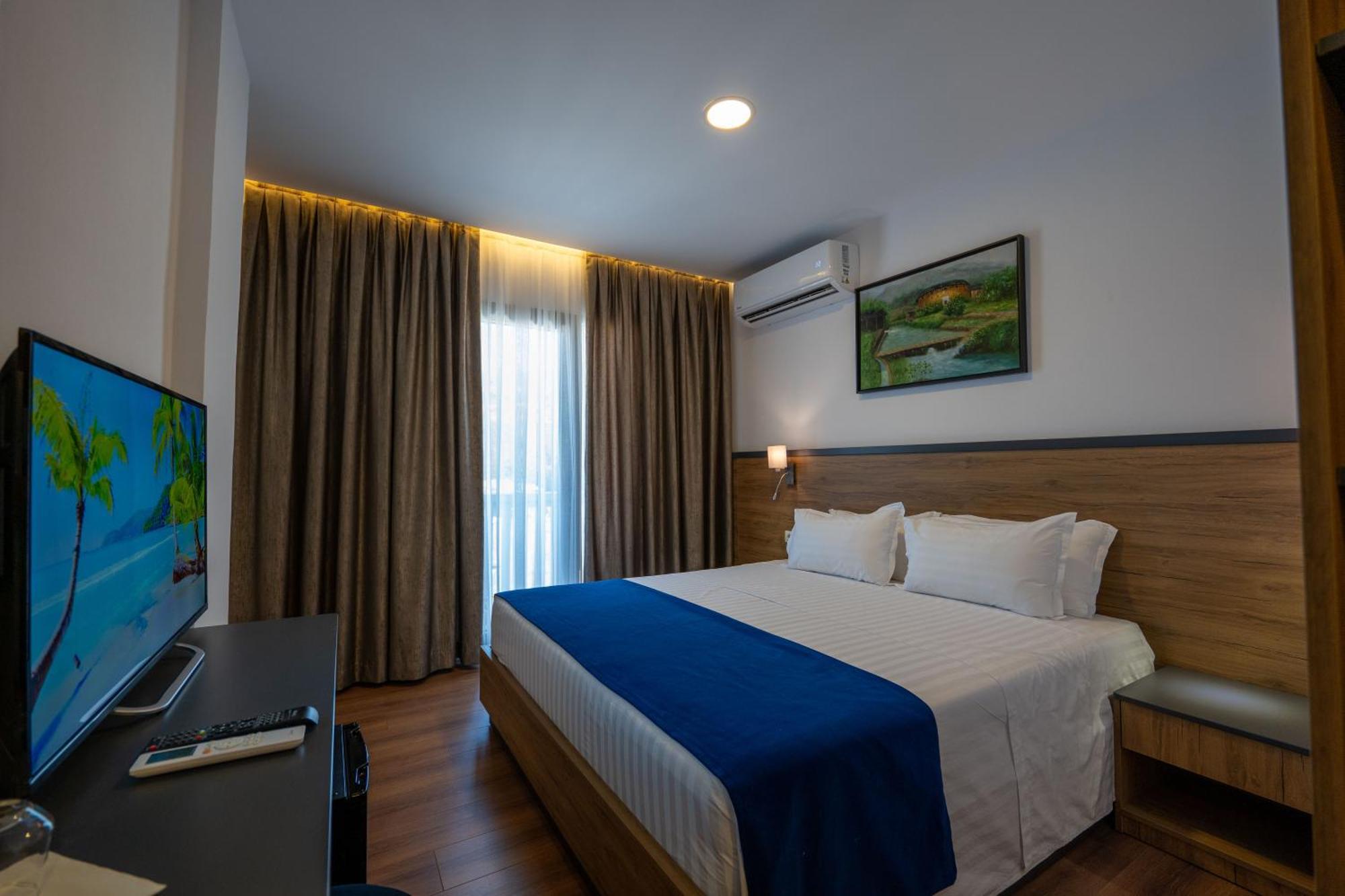 Acros Resort فلورا المظهر الخارجي الصورة