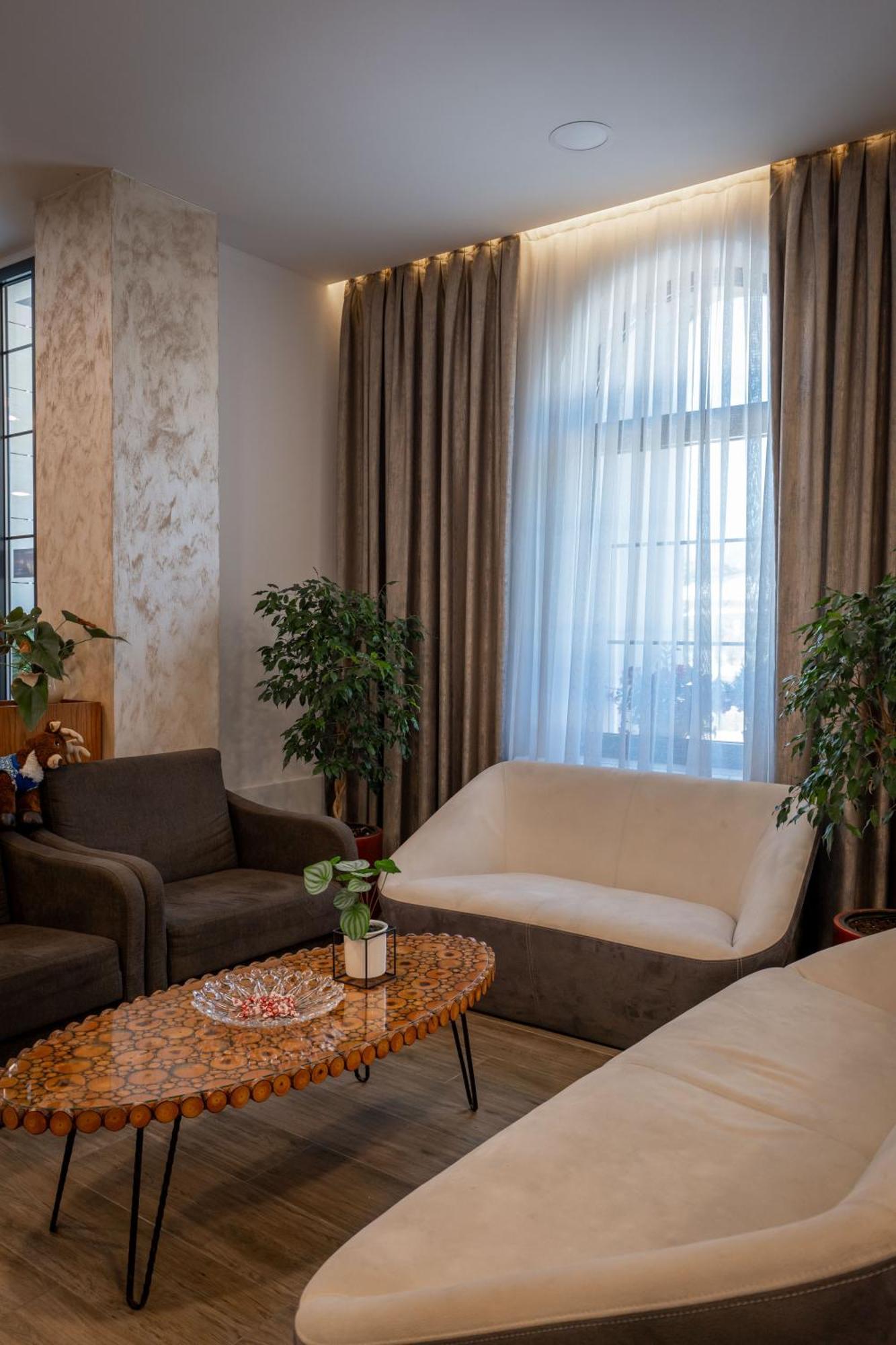 Acros Resort فلورا المظهر الخارجي الصورة
